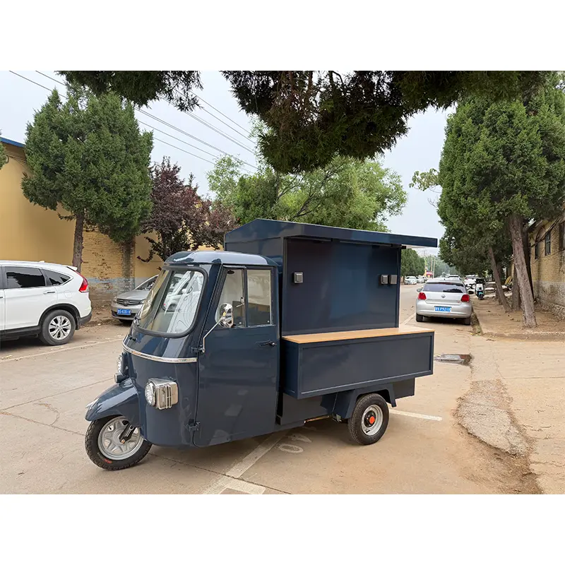 Фургон для быстрого питания Piaggio с боковым открытием